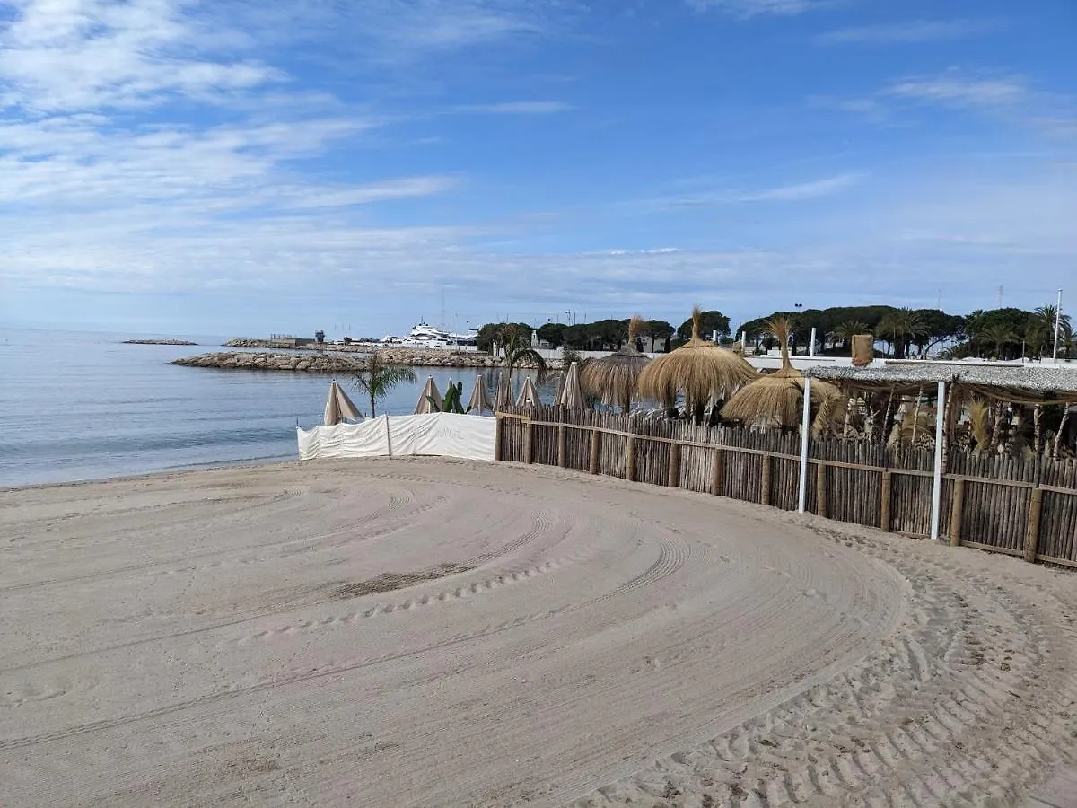 Eden Golfe Plages A Pieds Parking Prive Vallauris Apartment